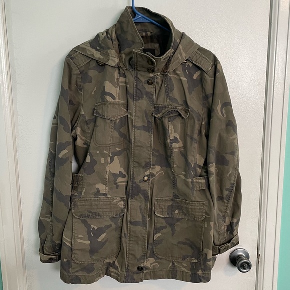 Army military green camo jacket with hood - Picture 1 of 4